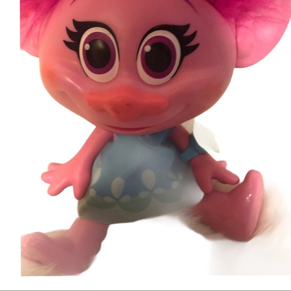 Pixar Trolls Movie Hug Time Poppy Doll Toy Light-up Talk Toy - Picture 2 of 7